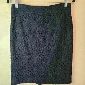 J. Crew Black Eyelet Pencil Skirt Size 6 Officecore Corpcore